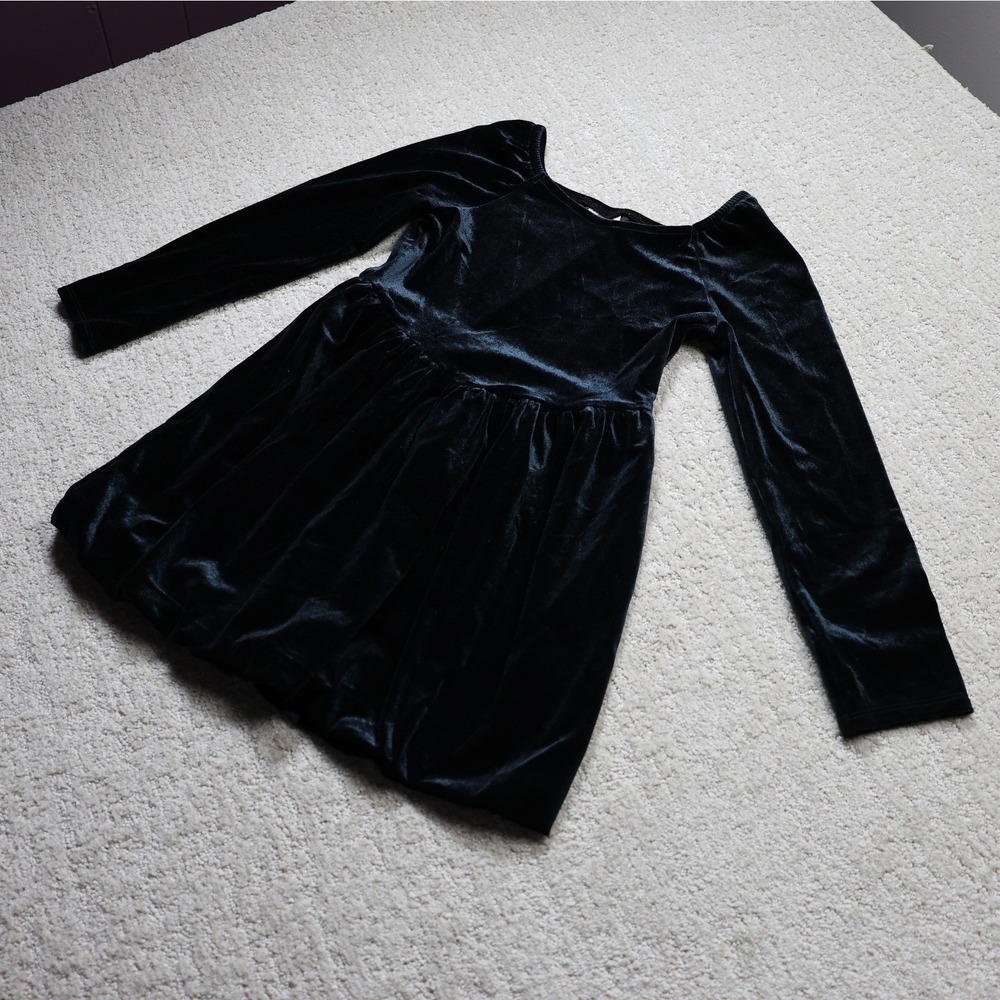 Cat & Jack Girls Black Velvet Long Sleeve Holiday Dress Size S 6/7